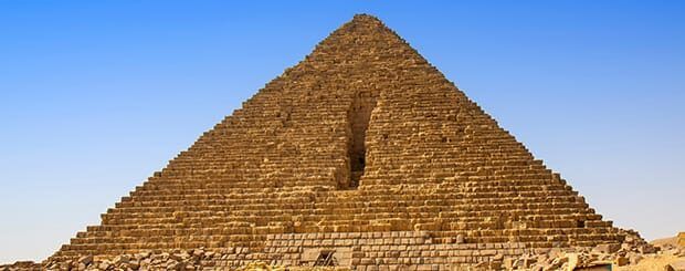 02. piramide micerino.jpg