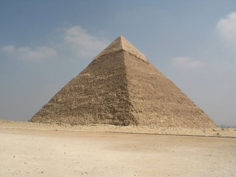 03. piramide di chefren.jpg