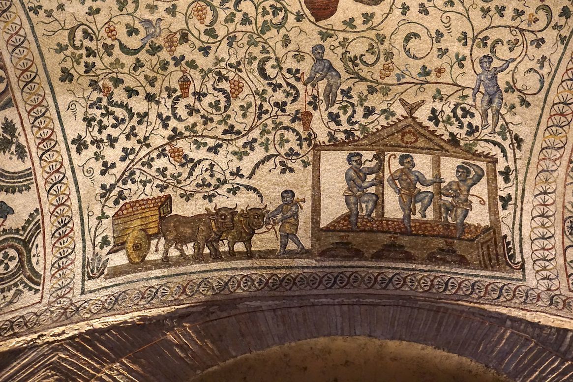 42. putti.jpg