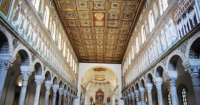 61. interno sant'apollinare nuovo.jpg